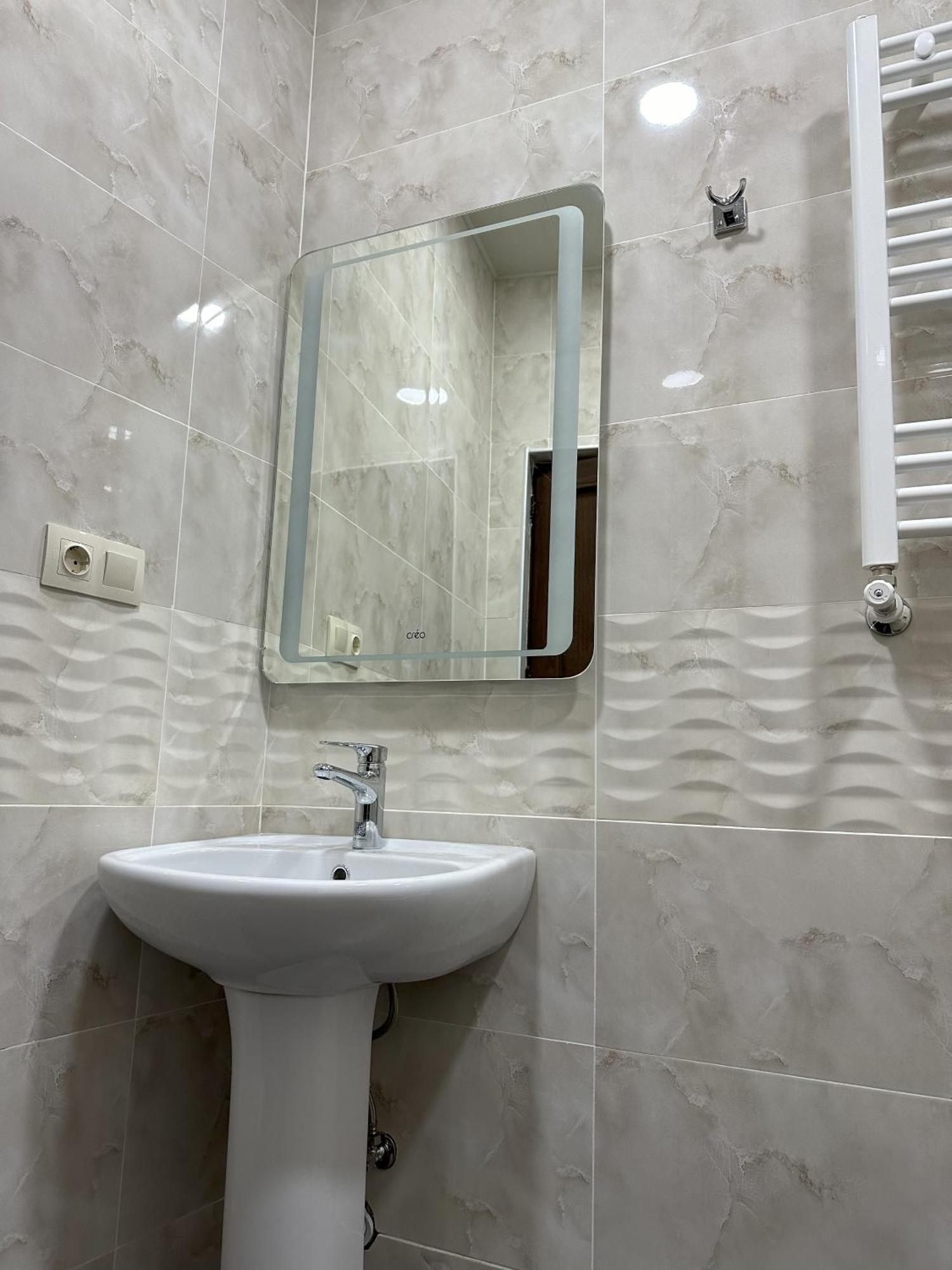 Three Palms Guest House Tbilisi Eksteriør billede