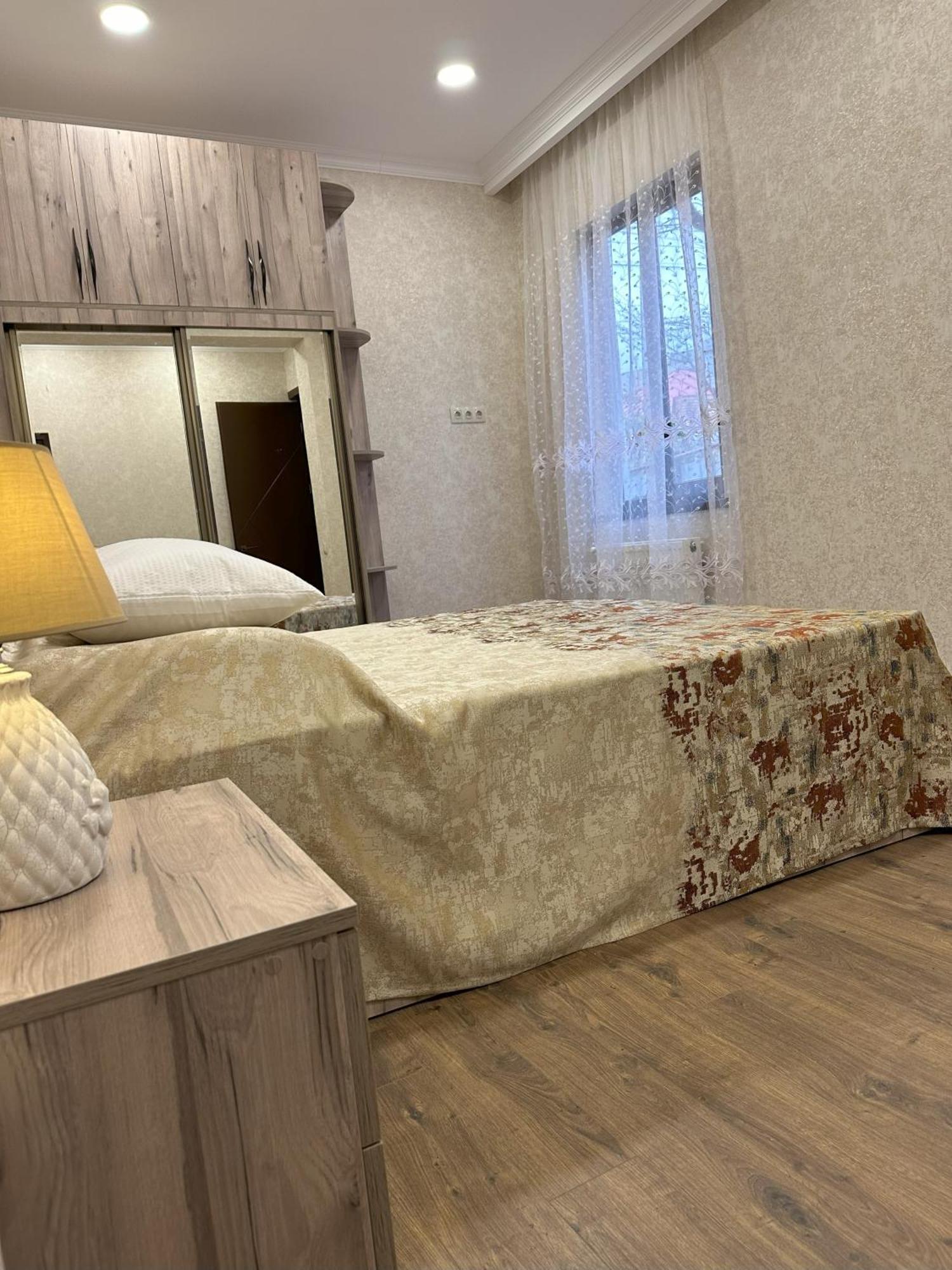 Three Palms Guest House Tbilisi Eksteriør billede
