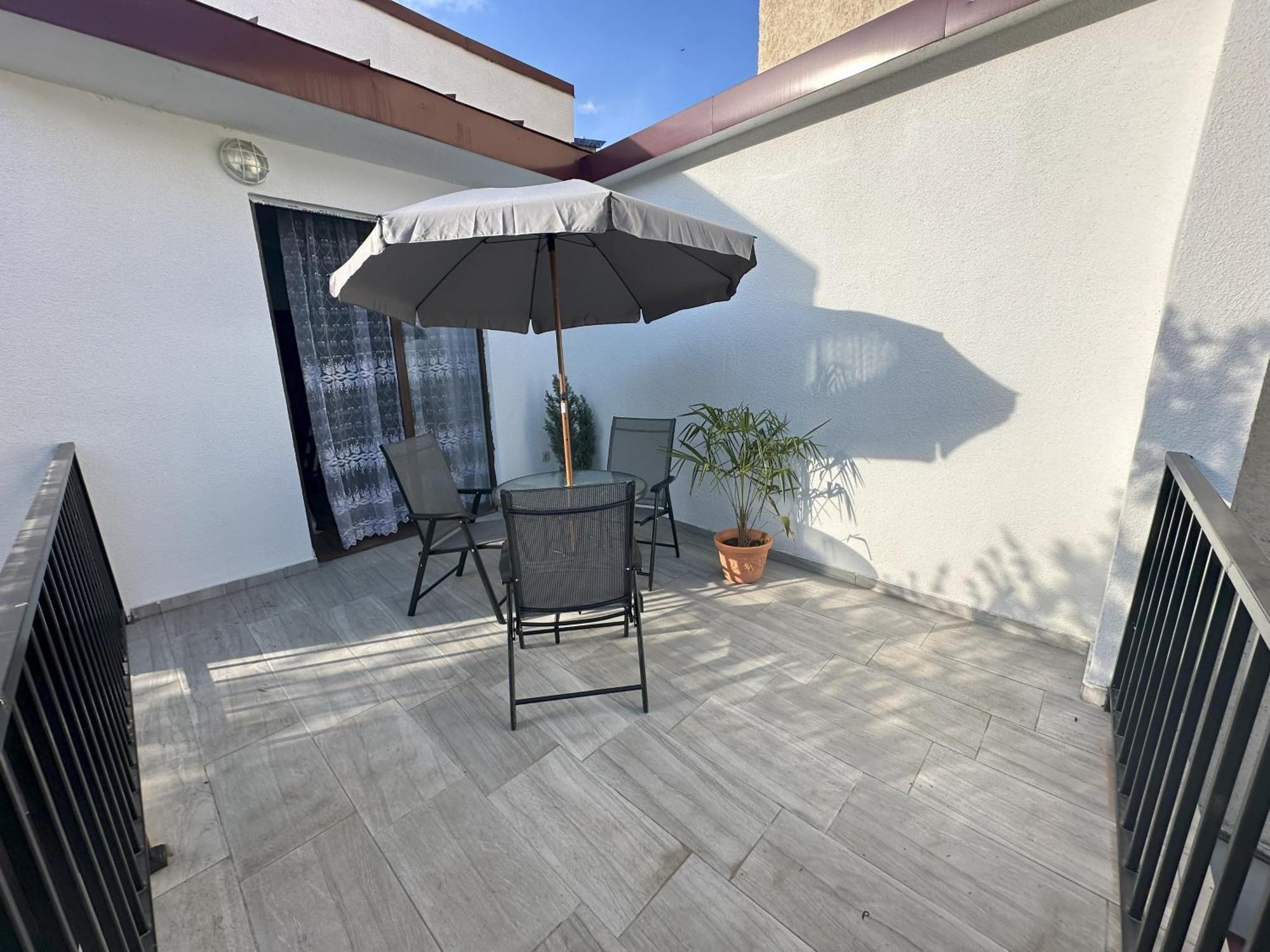 Three Palms Guest House Tbilisi Eksteriør billede