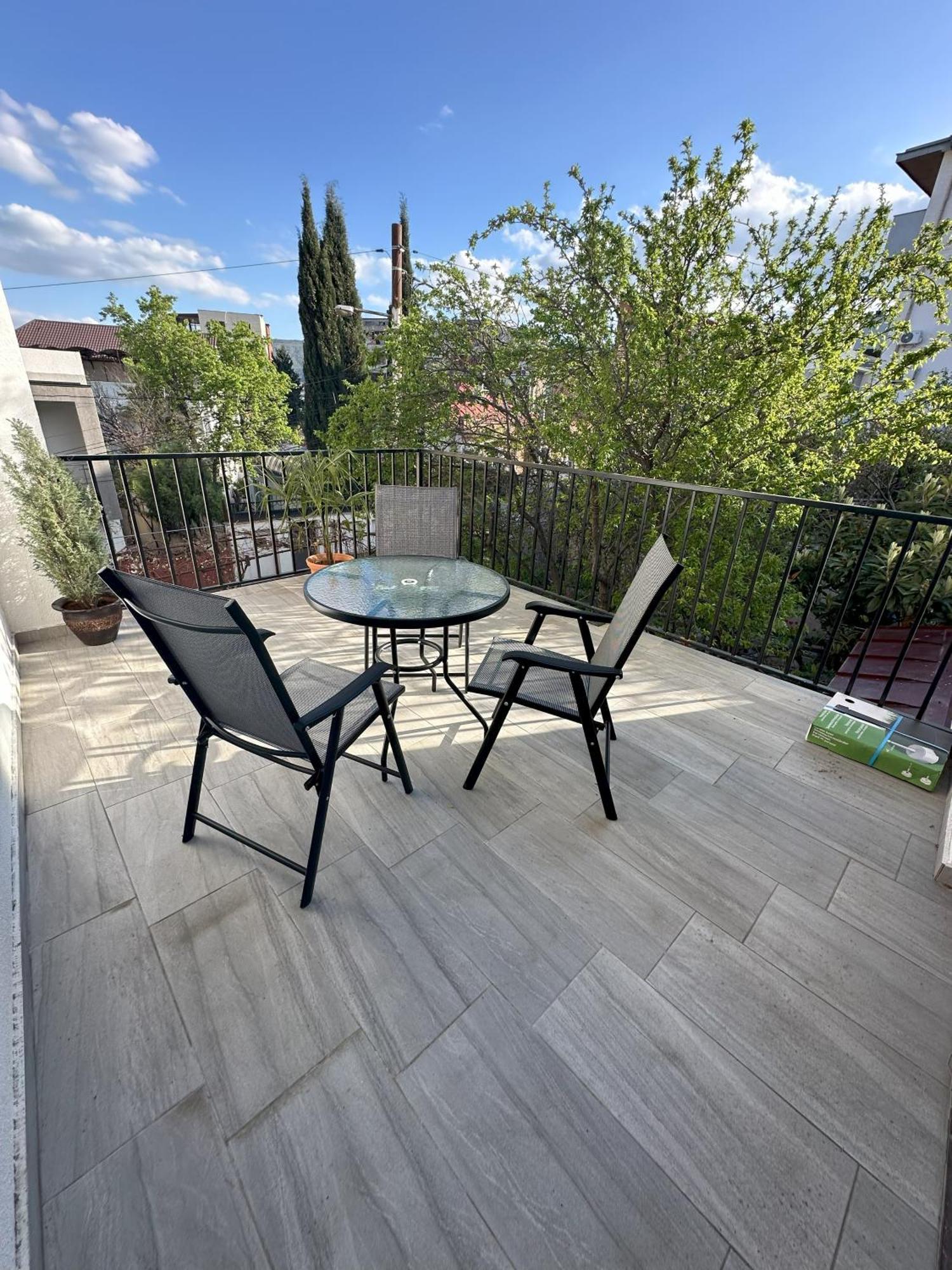 Three Palms Guest House Tbilisi Eksteriør billede